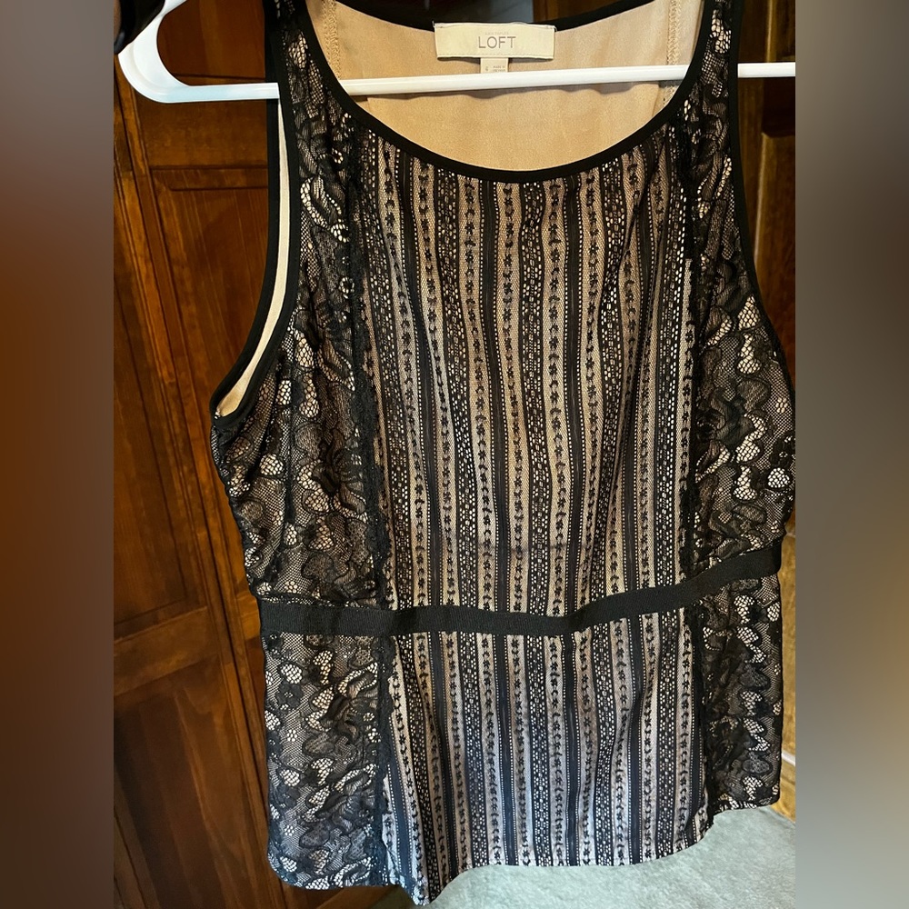 Loft lace tank top